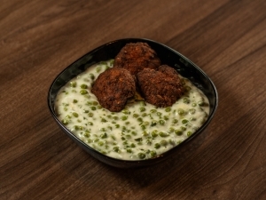 Zöldborsófőzelék fasírttal