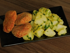 Csibefasírt petrezselymes burgonyával