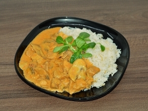 Gombás sertéspaprikás jázmin rizzsel