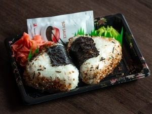 Onigiri II.  (Japán sushi szendvics)